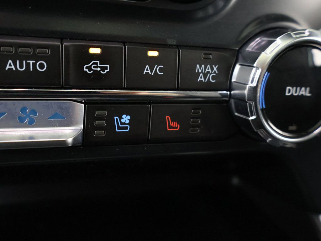Used 2025 Ford F150 Lariat AWD/4WD image 56
