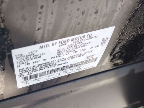 Used 2017 Ford Explorer Platinum image 39