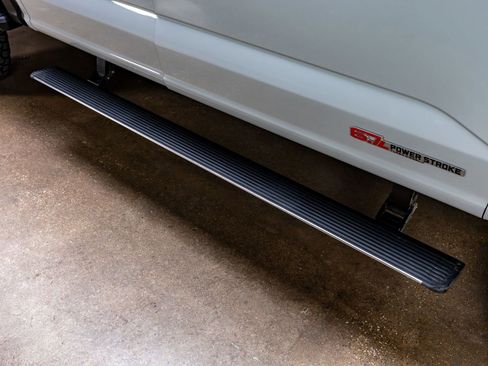 Used 2025 Ford F250 Platinum image 12