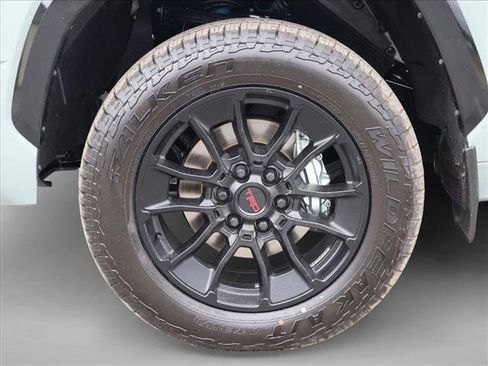 New 2026 Toyota Tundra Platinum AWD/4WD image 11