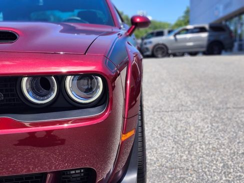 Used 2022 Dodge Challenger SRT Hellcat RWD image 10