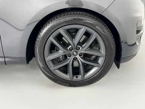 Used 2024 Land Rover Range Rover Sport SE AWD/4WD image 33
