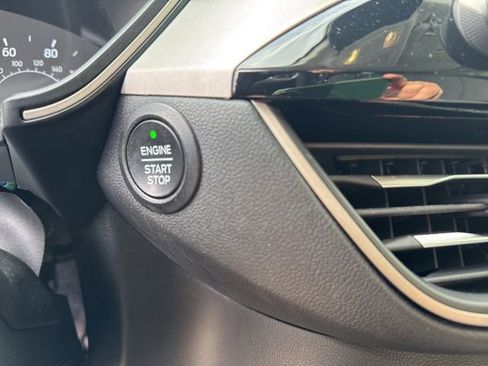 Used 2022 Ford Escape SE AWD/4WD image 18