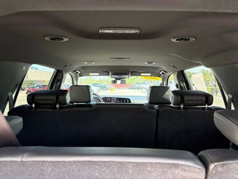 Used 2025 Chevrolet Tahoe Z71 AWD/4WD image 35