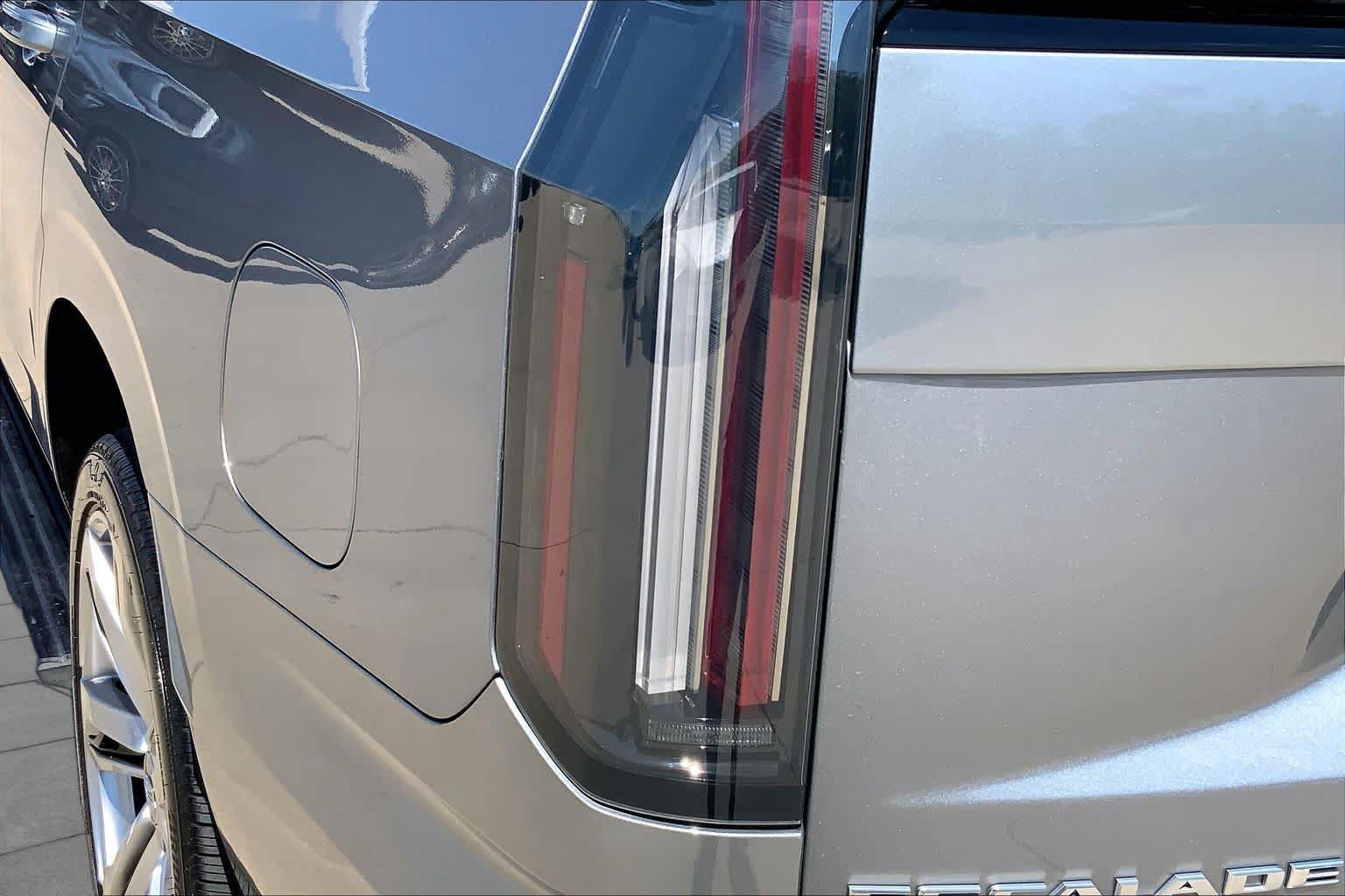 Used 2026 Cadillac Escalade Sport w/ Touring Package AWD/4WD image 27