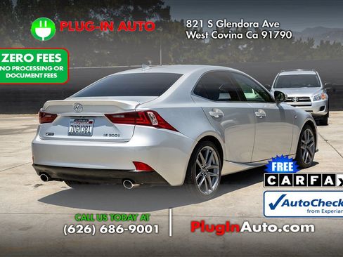 Used 2016 Lexus IS 200t w/ F Sport Package RWD image 6