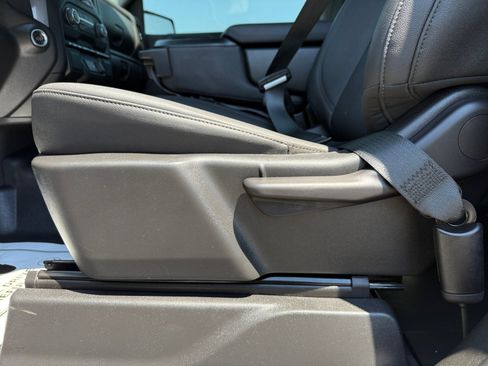 New 2025 Chevrolet Silverado 1500 W/T w/ WT Value Package image 15