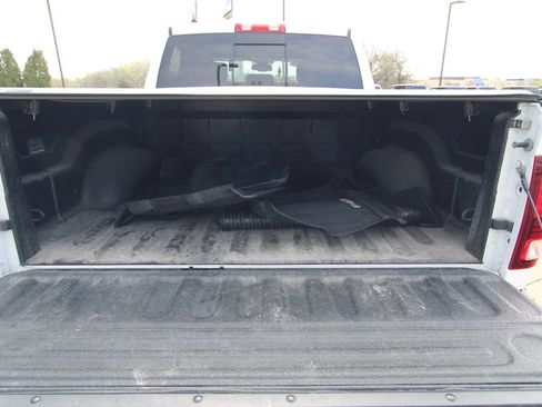 Used 2019 RAM 1500 Classic Warlock AWD/4WD image 15