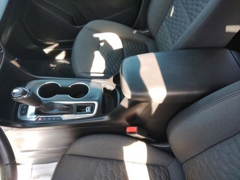 Used 2020 Chevrolet Equinox LT AWD/4WD image 22