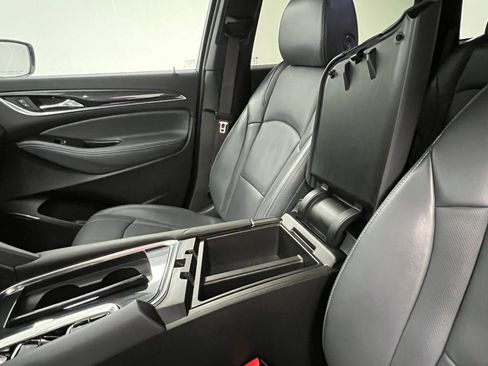 Used 2024 Buick Enclave Premium image 47