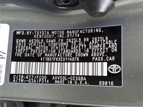 Used 2014 Toyota Camry XLE w/ Moonroof Package FWD image 26