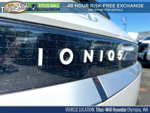 New 2025 Hyundai Ioniq 5 SE image 32