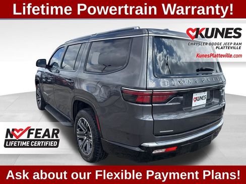 Used 2023 Jeep Wagoneer Series II w/ Flexible Seating Group image 7