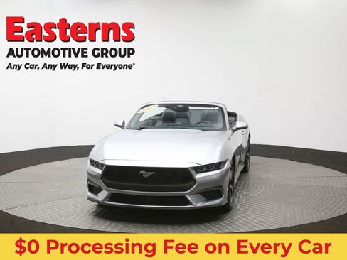 Used 2025 Ford Mustang Premium RWD image 50