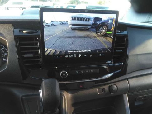 Used 2024 Ford Transit 350 XLT RWD image 9