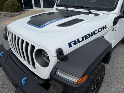 Used 2022 Jeep Wrangler Unlimited Rubicon 4xe w/ Steel Bumper Group image 8