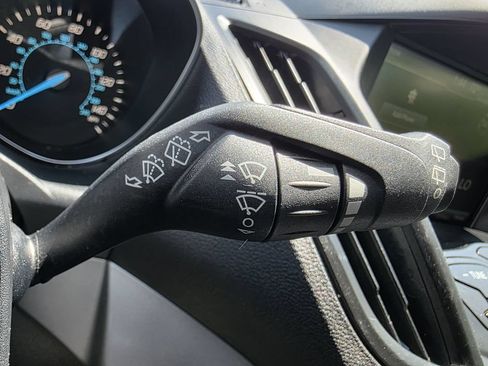 Used 2014 Ford Escape SE w/ Equipment Group 201A FWD image 30