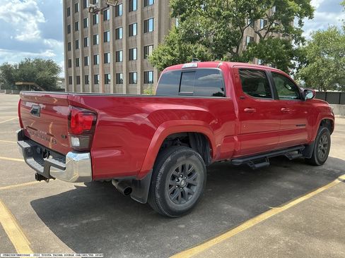 Used 2022 Toyota Tacoma SR5 RWD image 6