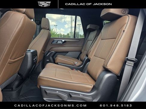 Used 2025 Chevrolet Tahoe High Country RWD image 22