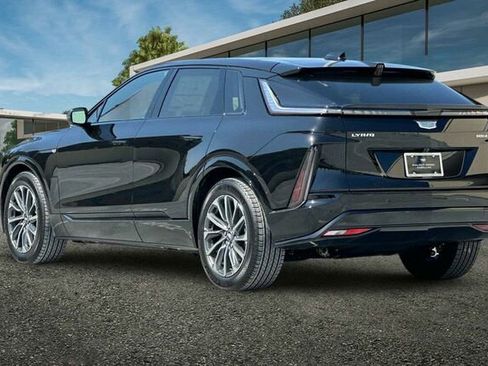 New 2025 Cadillac Lyriq Sport image 6