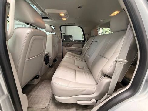Used 2012 Chevrolet Tahoe LT w/ Luxury Package AWD/4WD image 20