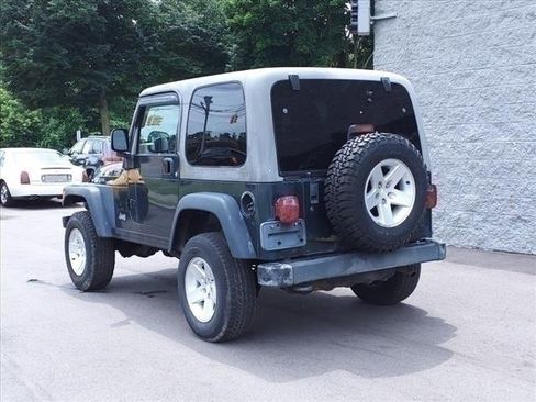 Used 2005 Jeep Wrangler Rubicon image 3