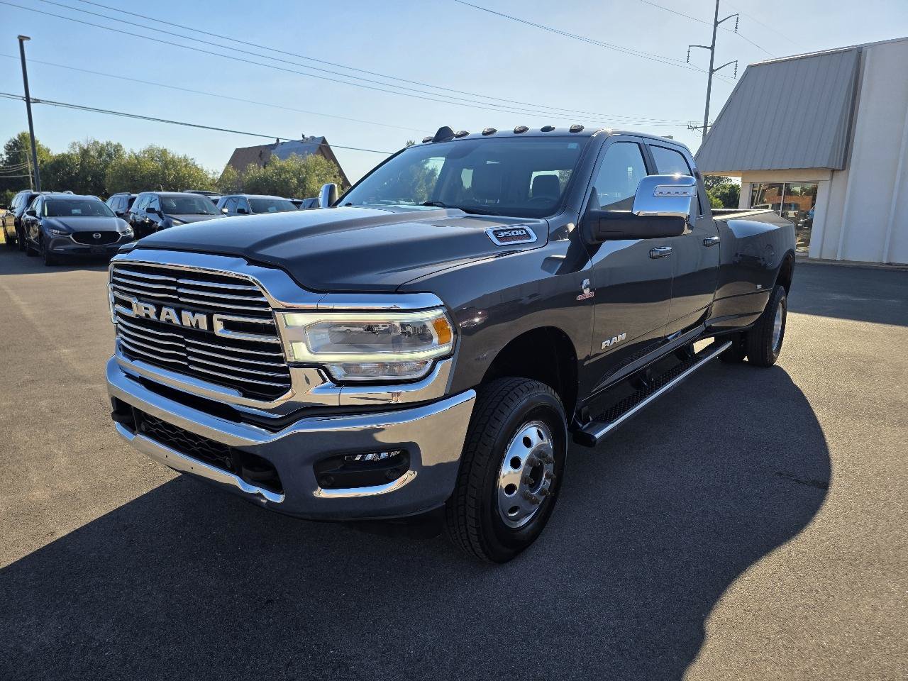 Used 2024 RAM 3500 Laramie AWD/4WD image 3