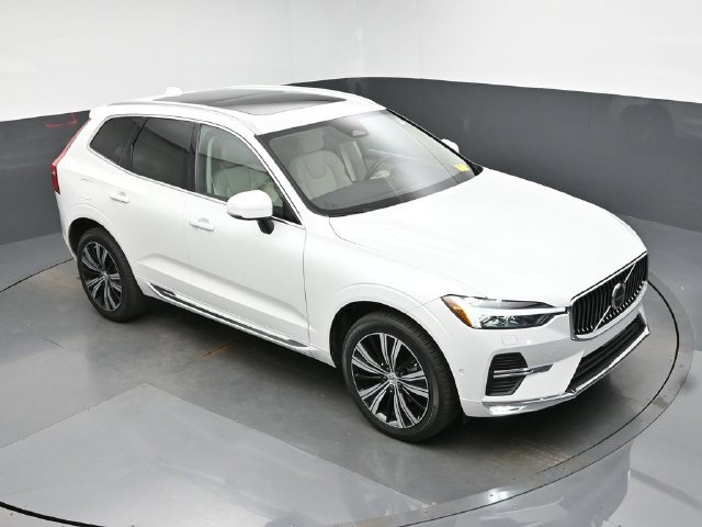 Used 2023 Volvo XC60 B5 Plus w/ Protection Package Premier FWD image 18