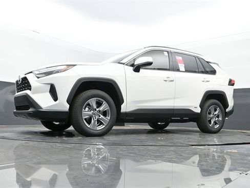 New 2025 Toyota RAV4 XLE w/ Convenience Package image 27