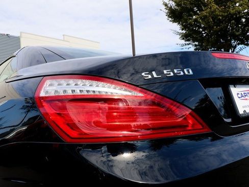 Used 2013 Mercedes-Benz SL 550 image 40