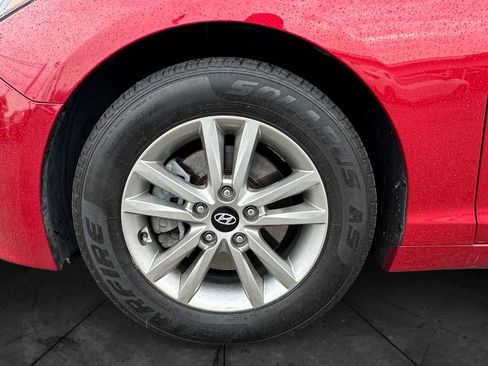 Used 2017 Hyundai Sonata SE FWD image 14