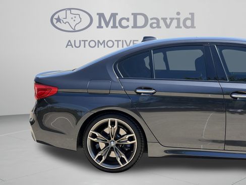 Used 2018 BMW M550i xDrive w/ Dynamic Handling Package AWD/4WD image 34