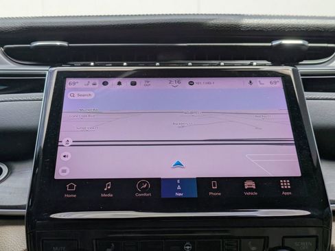 Used 2024 Jeep Grand Cherokee Limited image 24