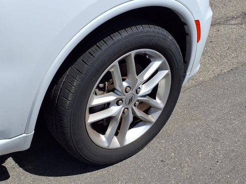 Certified 2023 Dodge Durango GT AWD/4WD image 12
