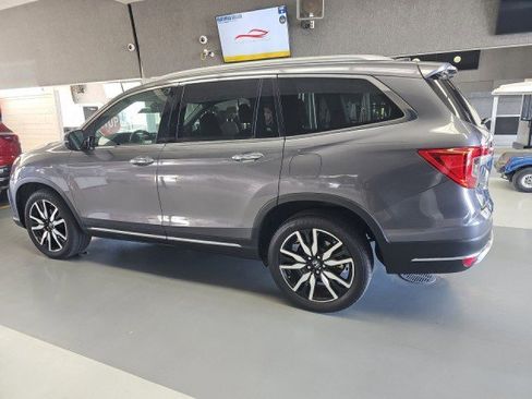 Used 2019 Honda Pilot Touring image 5