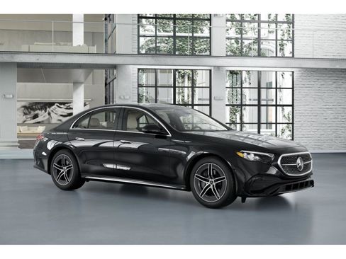 New 2026 Mercedes-Benz E 450 4MATIC Sedan image 54