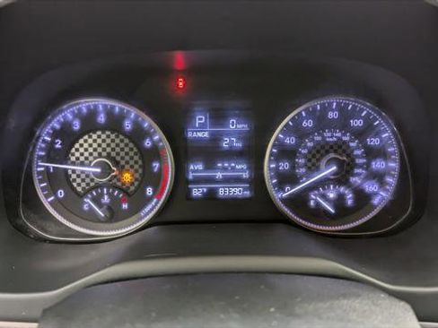 Used 2019 Hyundai Elantra SE w/ Cargo Package image 24