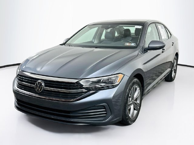 Certified 2024 Volkswagen Jetta SE w/ Panoramic Sunroof Package FWD image 4