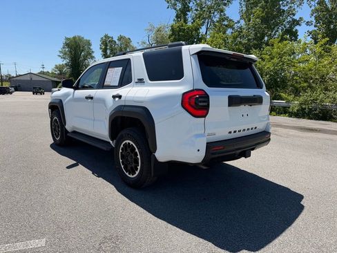 Used 2025 Toyota 4Runner TRD Off-Road AWD/4WD image 3