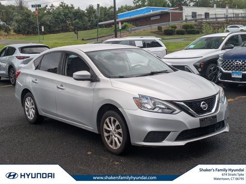 Used 2018 Nissan Sentra SV FWD image 1