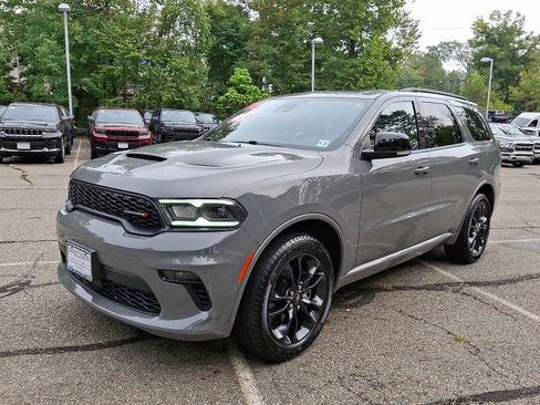 Certified 2022 Dodge Durango GT image 3