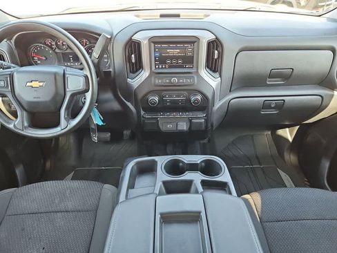 Used 2020 Chevrolet Silverado 1500 Custom w/ Custom Value Package image 16