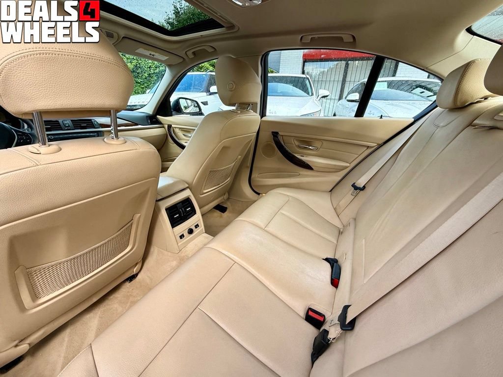 Used 2015 BMW 335i xDrive Sedan AWD/4WD image 32