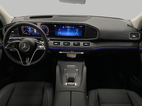 New 2026 Mercedes-Benz GLS 450 4MATIC image 22