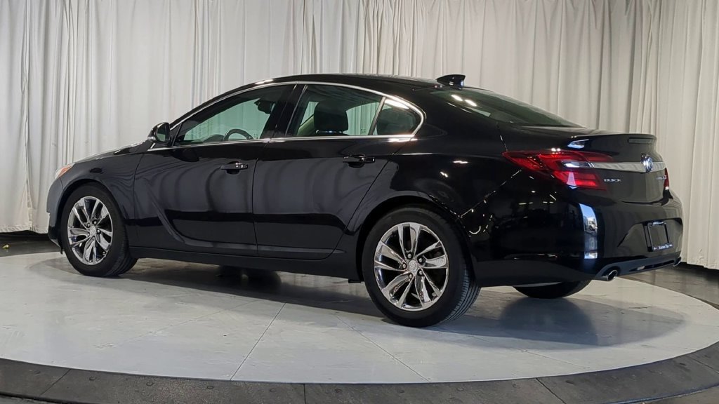 Used 2016 Buick Regal Premium FWD image 8