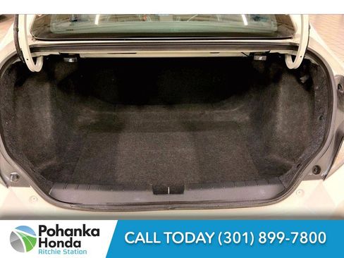 Used 2017 Honda Civic EX-L image 27