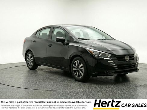 Used 2025 Nissan Versa SV FWD image 1