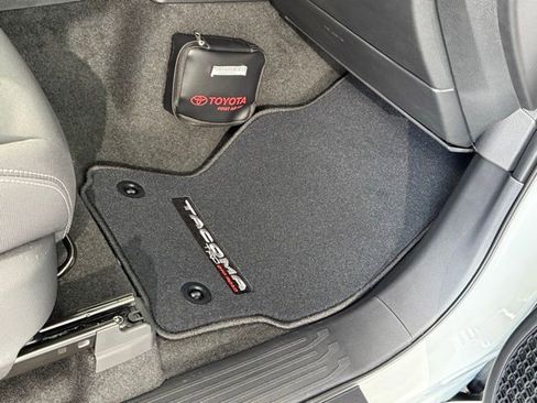 New 2025 Toyota Tacoma TRD Off-Road image 30