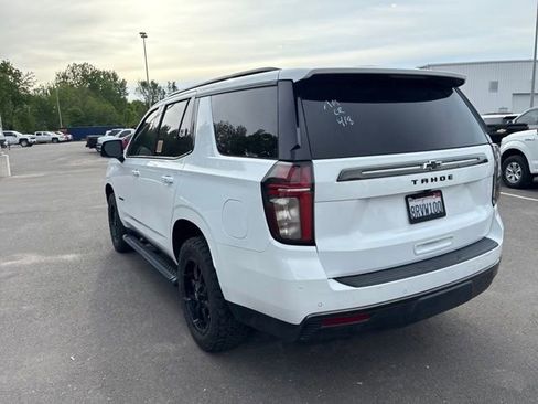 Used 2021 Chevrolet Tahoe Z71 w/ Z71 Signature Package AWD/4WD image 11