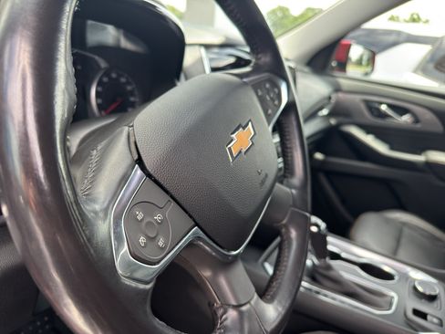 Used 2019 Chevrolet Traverse RS FWD image 10